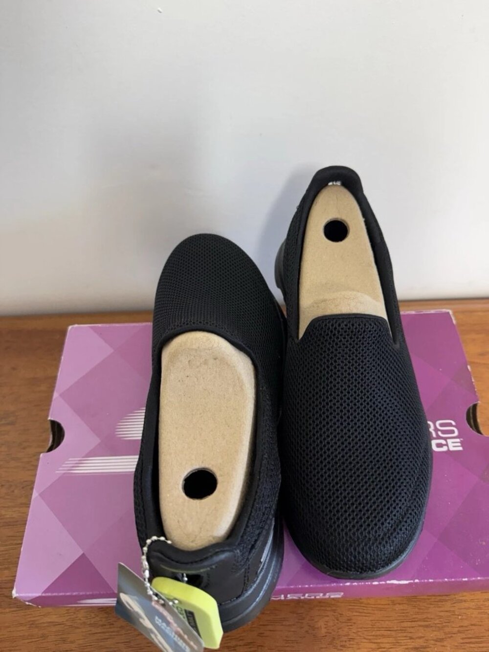Skechers GO WALK 5 Women’s 7.5 Black Slip On Walking Shoes 15901 BBK NIB - Picture 6 of 7